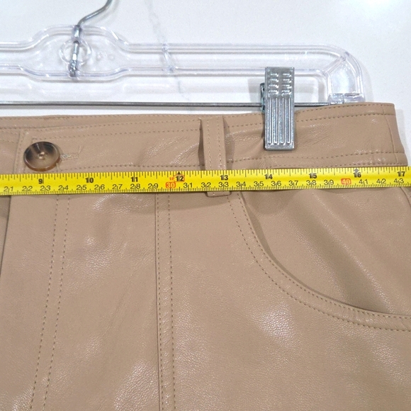 KNOW ONE CARE Tan High-Waisted Pants NEW SIZE LARGE. - Picture 7 of 13